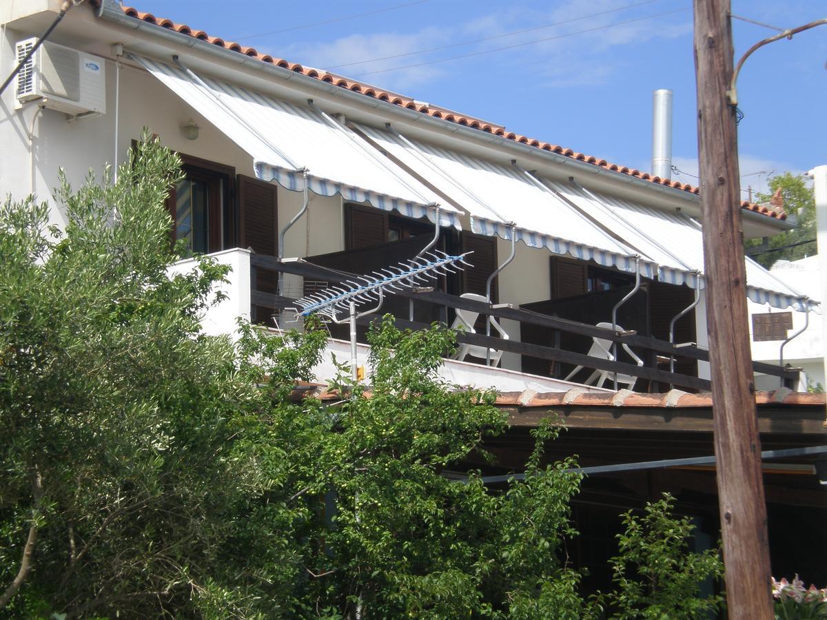 Ferienwohnung Salonikios Pteleós Exterior foto